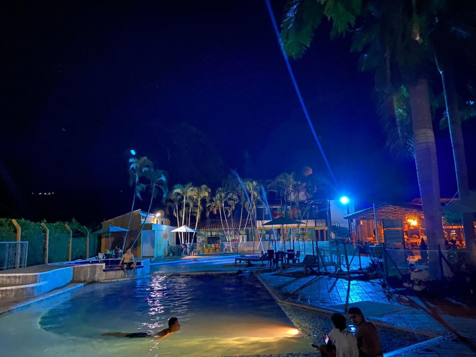 Hotel Villa Zaragoza מראה חיצוני תמונה