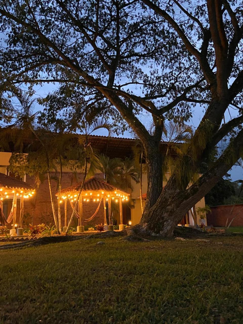 Hotel Villa Zaragoza מראה חיצוני תמונה