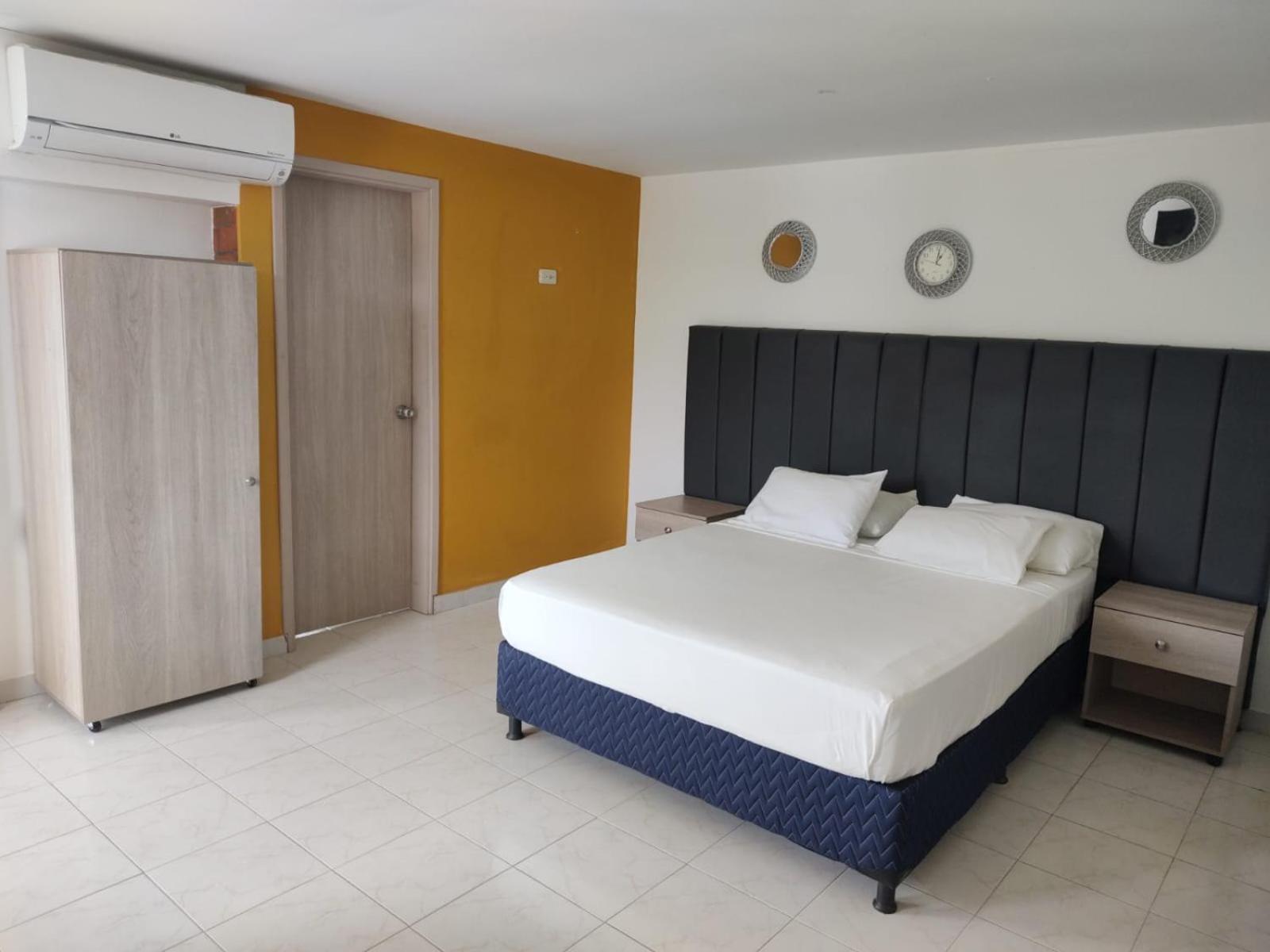 Hotel Villa Zaragoza מראה חיצוני תמונה